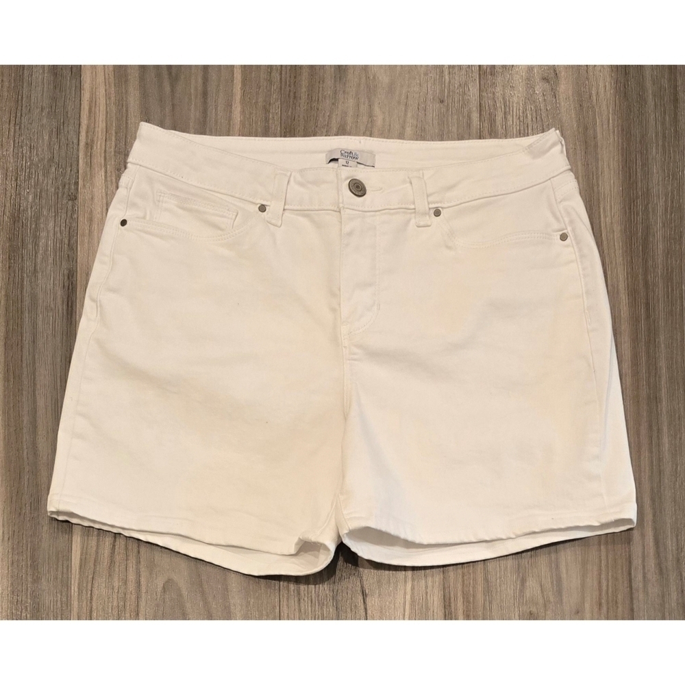 Women's Croft & Barrow White Denim Shorts Size 12
